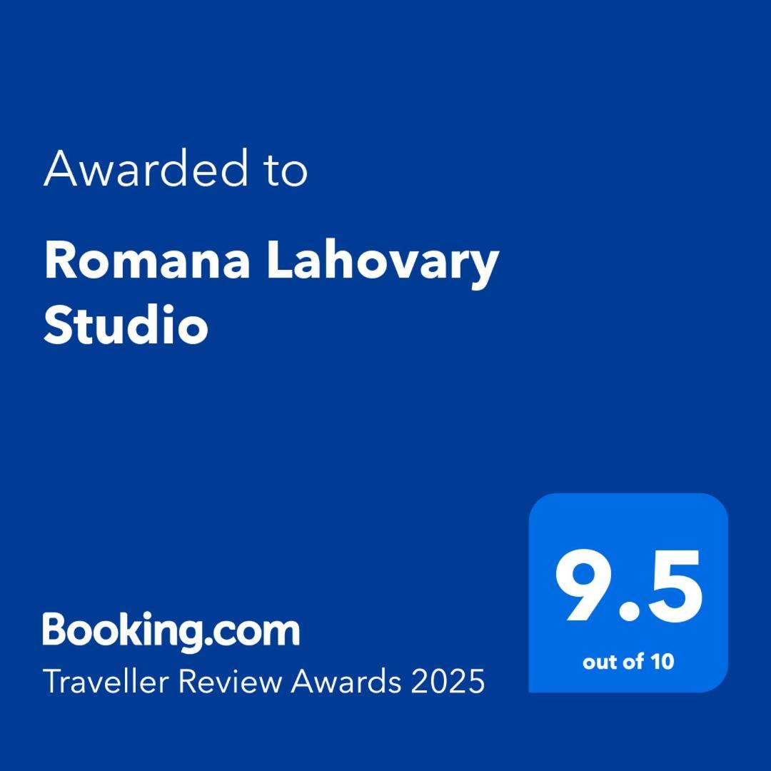 Romana Lahovary Studio Bukarest Exteriör bild
