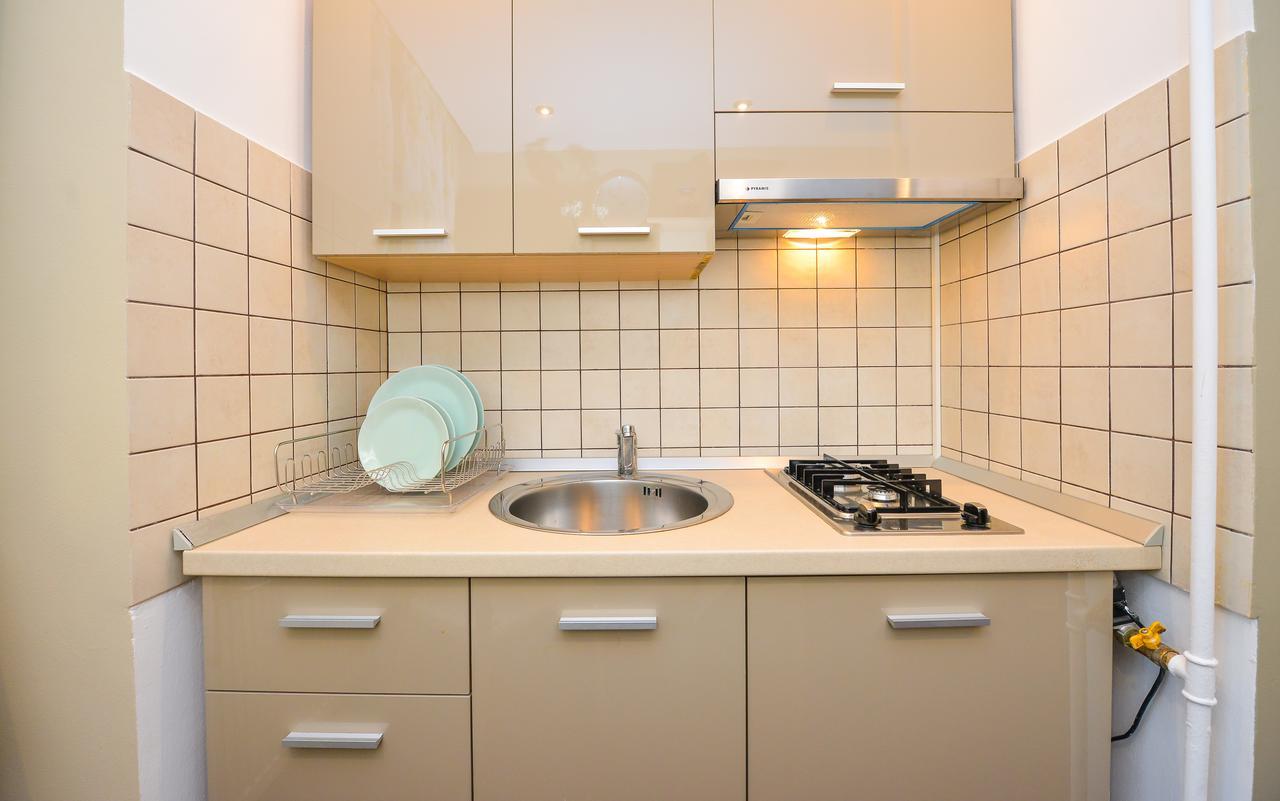 Romana Lahovary Studio Bukarest Exteriör bild